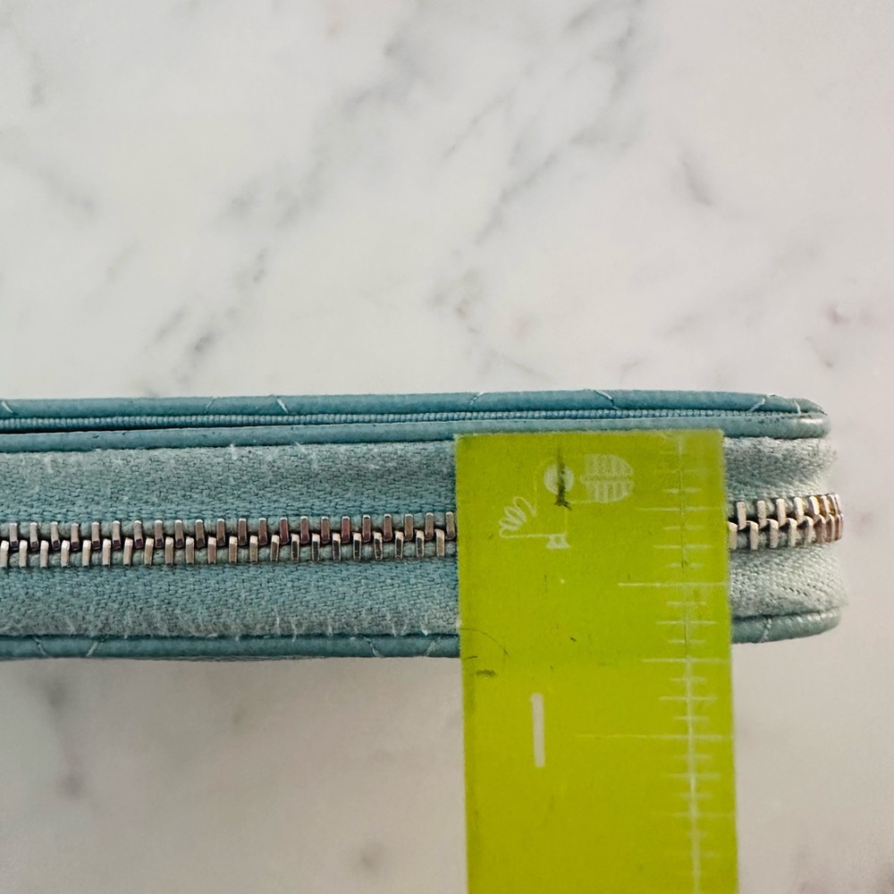 Authentic Chanel Wallet - Picture 12 of 12